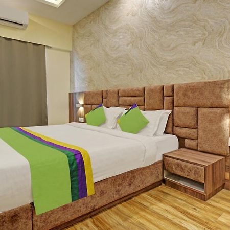 Tripli Hotels Le Shelton Ουνταϊπούρ Εξωτερικό φωτογραφία