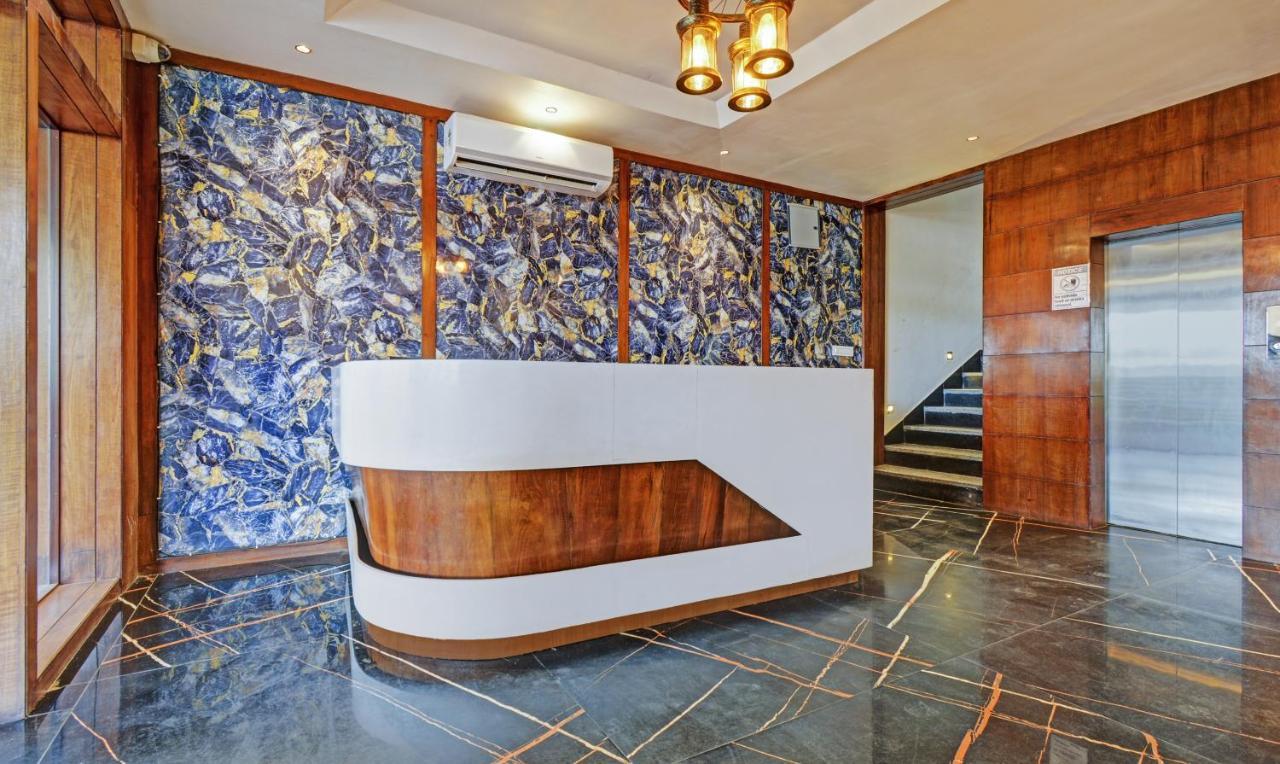 Tripli Hotels Le Shelton Ουνταϊπούρ Εξωτερικό φωτογραφία