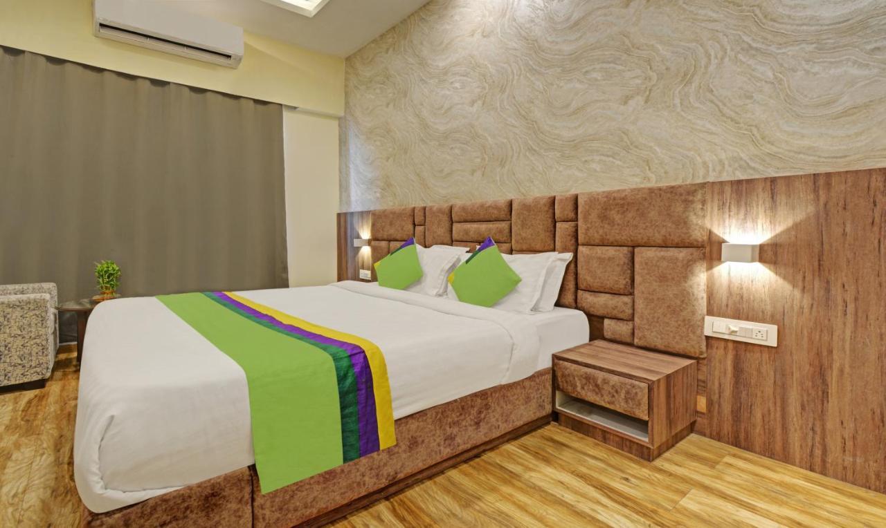Tripli Hotels Le Shelton Ουνταϊπούρ Εξωτερικό φωτογραφία