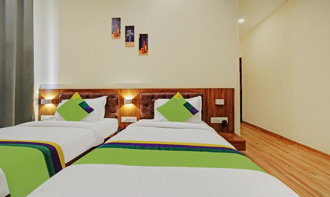 Tripli Hotels Le Shelton Ουνταϊπούρ Εξωτερικό φωτογραφία