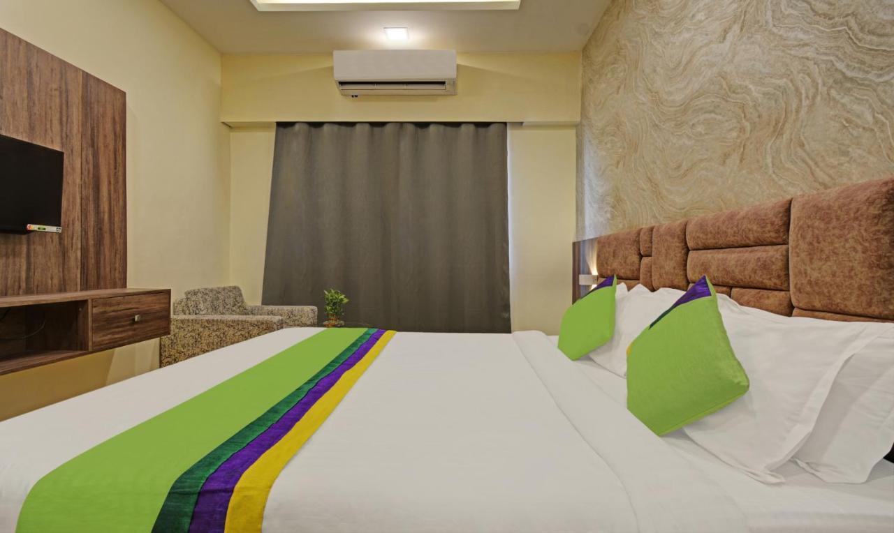 Tripli Hotels Le Shelton Ουνταϊπούρ Εξωτερικό φωτογραφία