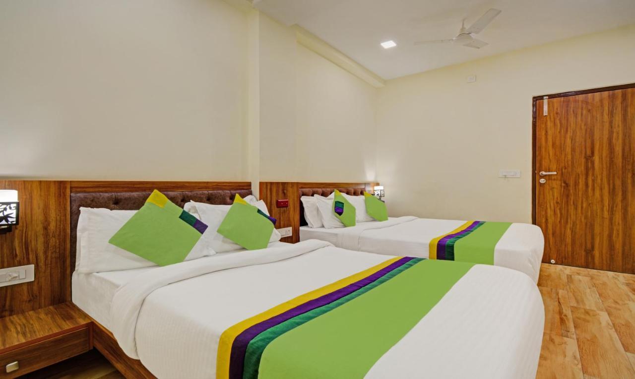 Tripli Hotels Le Shelton Ουνταϊπούρ Εξωτερικό φωτογραφία